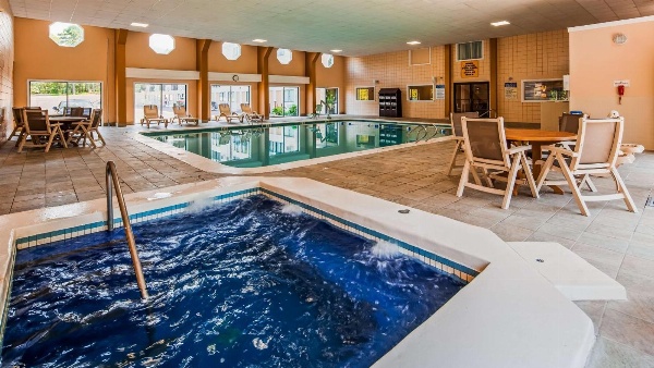 Best Western Cape Cod Hotel image 7